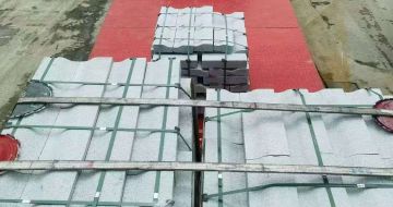 六安 芝麻白仿形加直形路沿石出货日常