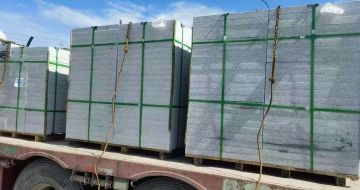 六安 芝麻白花岗岩地铺石装车日常