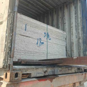 六安 芝麻白花岗岩石材3.0公分光面毛板装柜出货