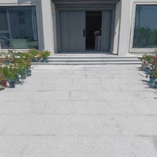 六安 芝麻白花岗岩地铺石地面铺装