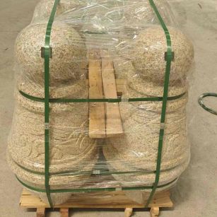 六安 黄金麻异形定制雕花——棒棒糖挡车柱