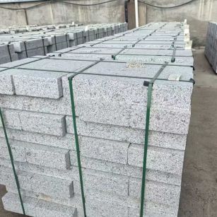 六安 白麻花岗岩路沿石，弧形路沿石，道牙石，马路牙子，界石，路缘石，平沿石，直岩石，平缘石等