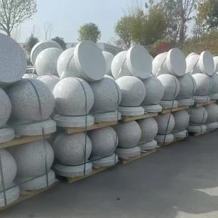 六安 白麻花岗岩石材圆球，石球，挡车球，隔离球，景观石球，风水球等