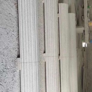 六安 花岗岩厂家带你看白麻花岗岩门楼大柱柱皮