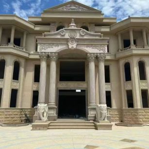 六安 黄金麻别墅外墙干挂，大柱，大象，蘑菇石，雕花板