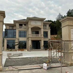 六安 黄金麻花岗岩别墅雕花外墙干挂配上门口雕花罗马柱