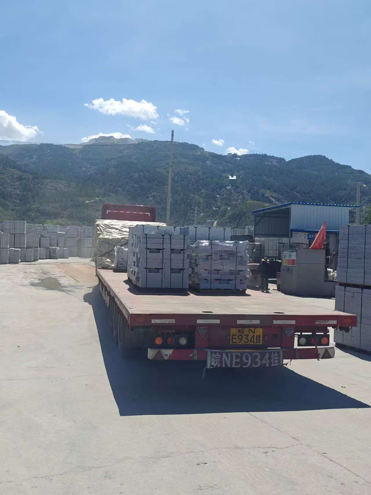 六安 芝麻白仿形路沿石，直形路沿石