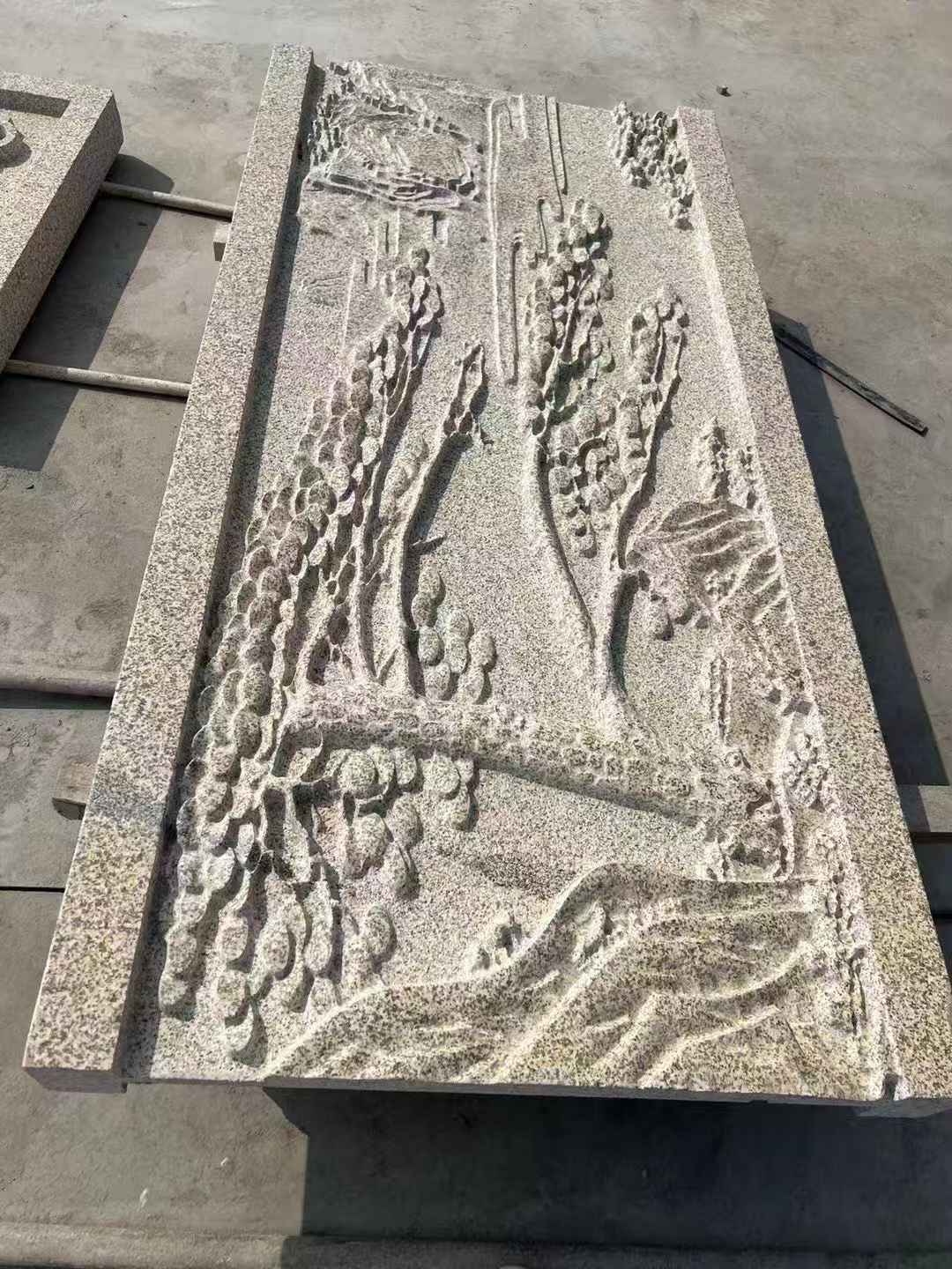 六安 黄金麻雕刻板浮雕迎客松