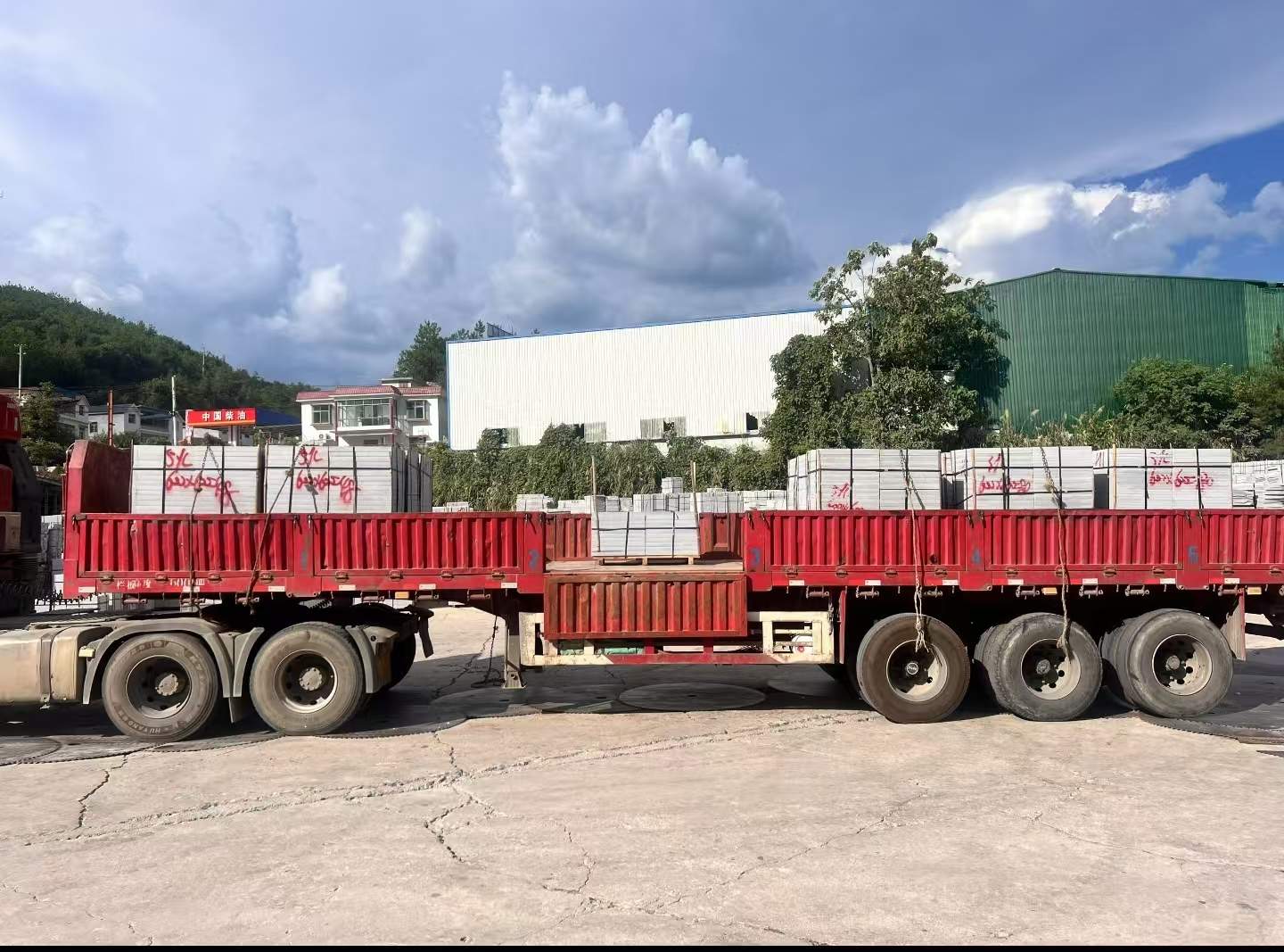 六安 芝麻灰花岗岩地铺石出货日常