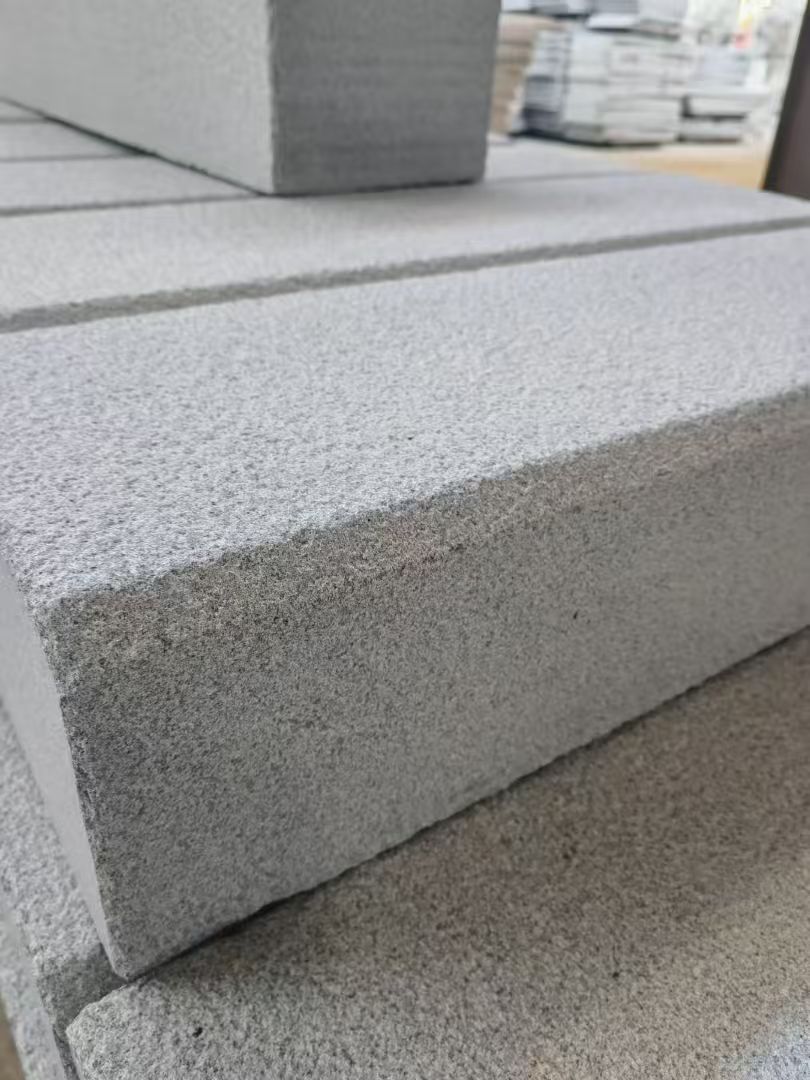 六安 芝麻灰荔枝面路沿石