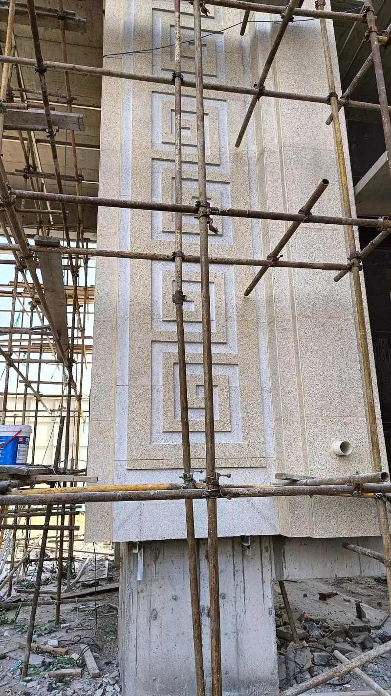 六安 黄金麻花岗岩别墅外墙干挂回纹造型效果