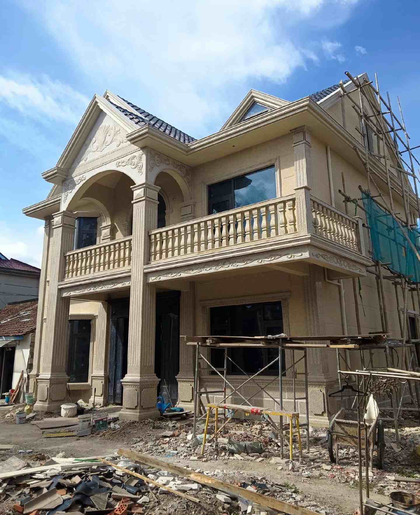 六安 黄金麻花岗岩石材私人别墅雕花门楼柱阳台栏杆