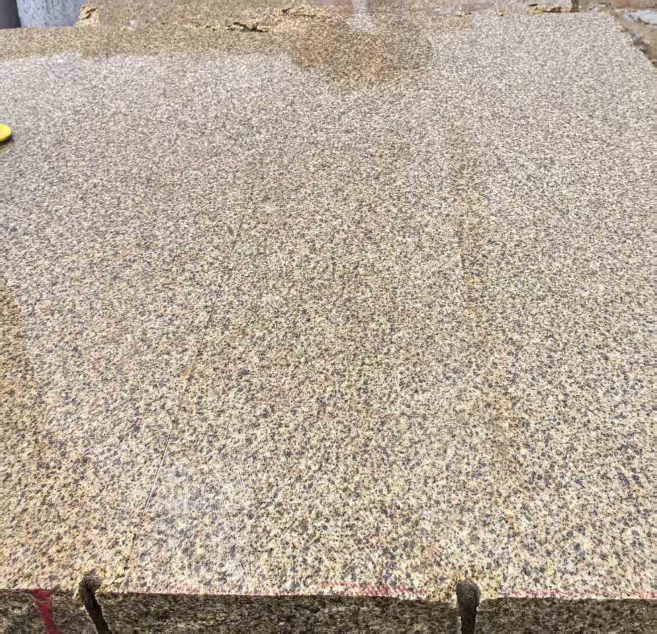 六安 黄金麻花岗岩石材方料