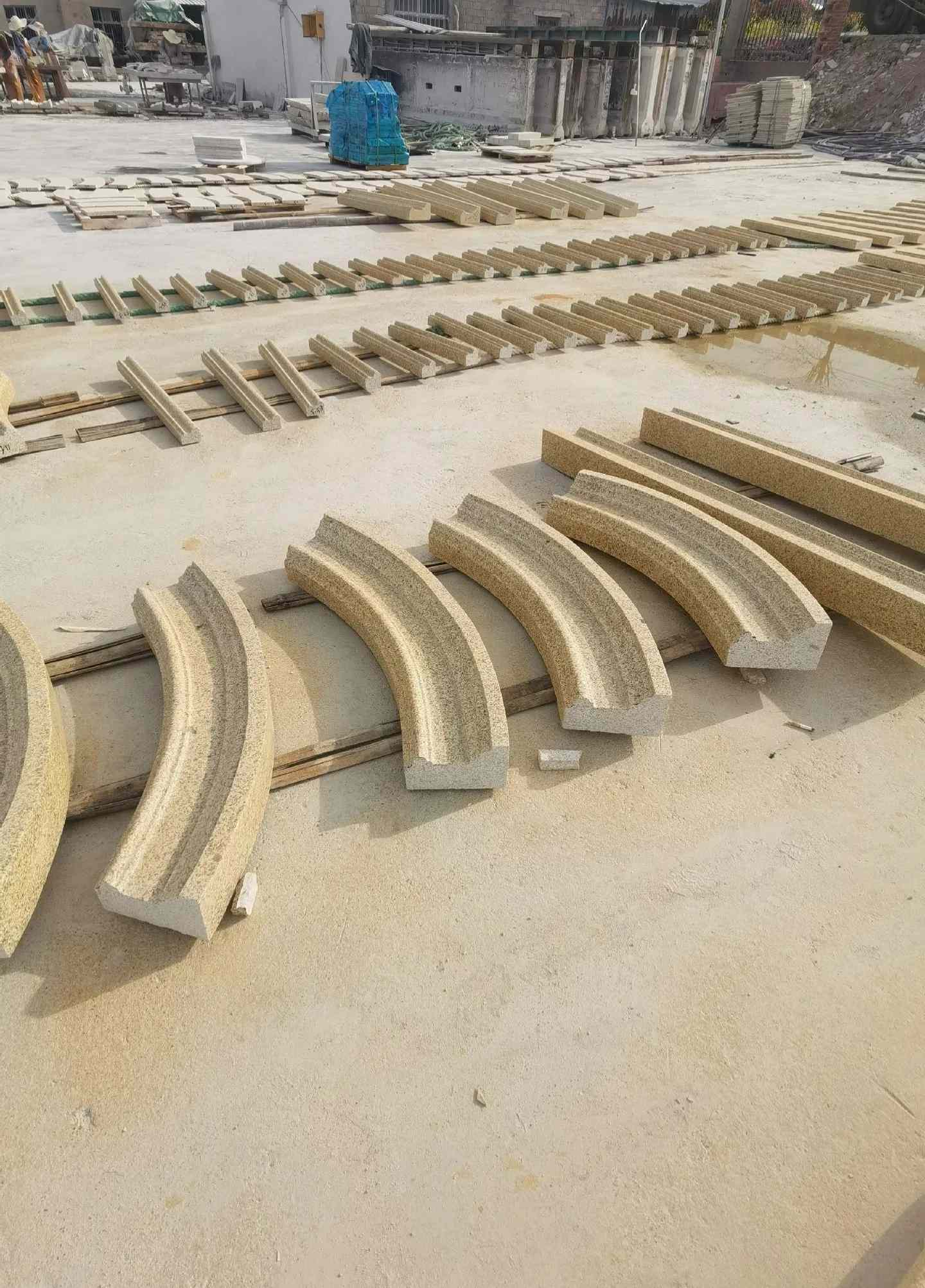 六安 黄金麻花岗岩别墅线条