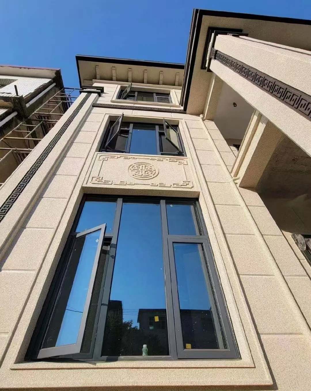 六安 黄金麻荔枝面别墅外墙干挂效果展示