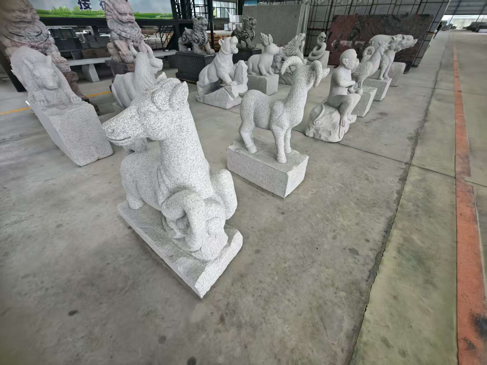 六安 芝麻白花岗岩造型立体雕刻——十二生肖