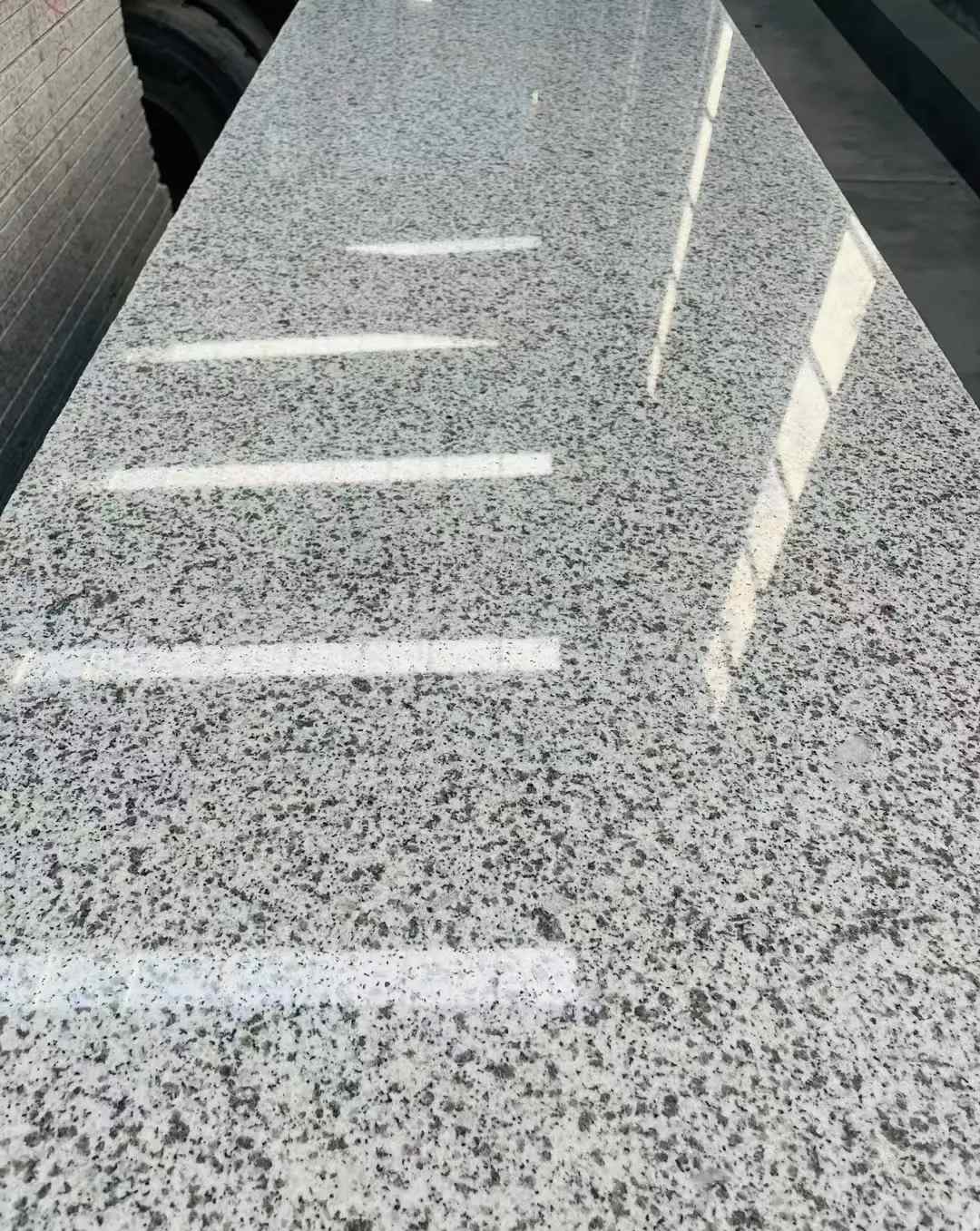 六安 白麻花岗岩光面毛板